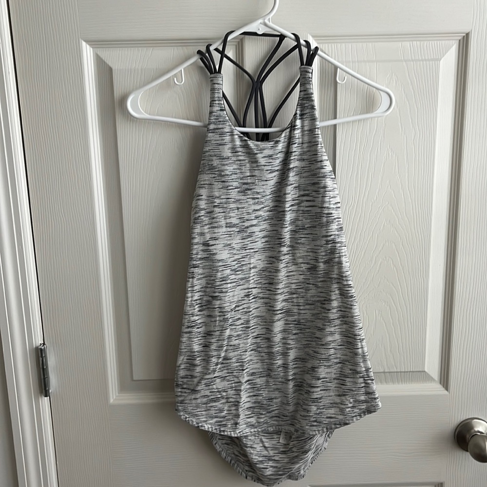 Lululemon tank top